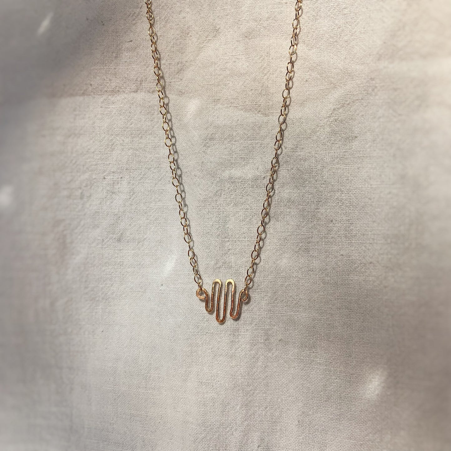 currents necklace